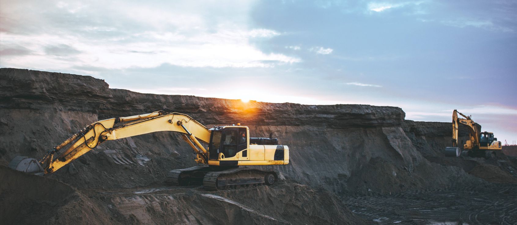 #ffffff
15 Years rich experience
Machinery makes the world more effective
Excavator, Road Roller, Wheelloader, Crane truck, Crawler crane...