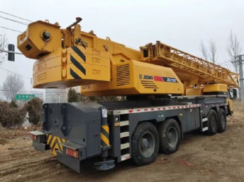 XCMG 80TON CRANE TRUCK