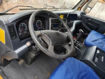 XCMG 80TON CRANE TRUCK